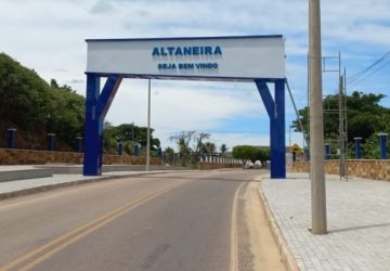 Altaneira: Prefeita suspende efeitos da posse de aprovados em concurso, e servidores são notificados a deixar cargos